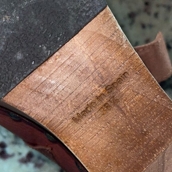 Free People Womens Culver City Studded Wooden‎ Platform Clogs Mahogany Size 38.5 - Picture 10 of 11